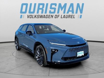 Used 2025 Toyota Crown Signia