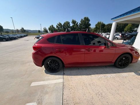 Used 2018 Subaru Impreza 2.0i Sport AWD/4WD image 14