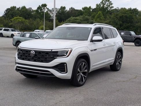 Used 2025 Volkswagen Atlas SEL Premium R-Line AWD/4WD image 7