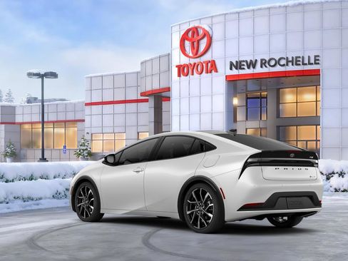 New 2026 Toyota Prius Plug-In Hybrid image 6