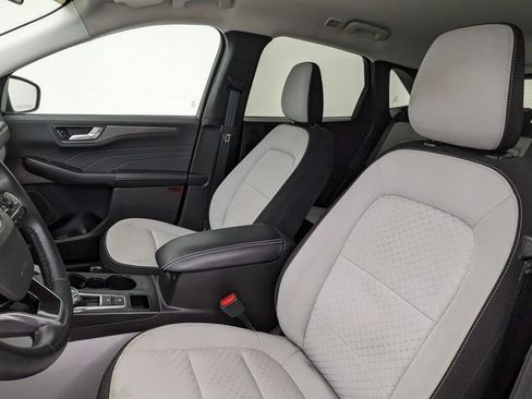 Certified 2023 Ford Escape Active w/ Tech Pack #2 image 2