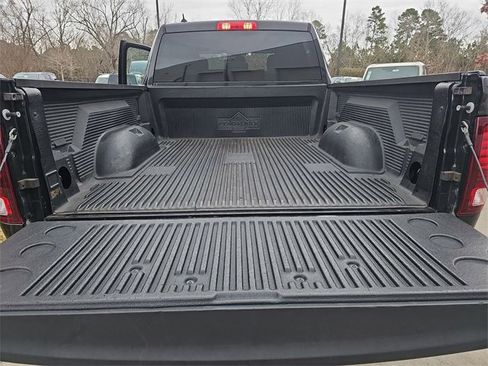 Used 2021 RAM 1500 Classic Warlock w/ Electronics Group image 12