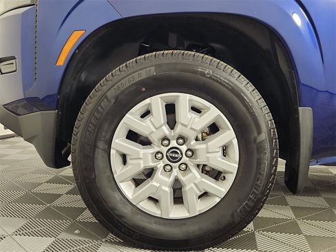 Used 2022 Nissan Frontier SV image 15