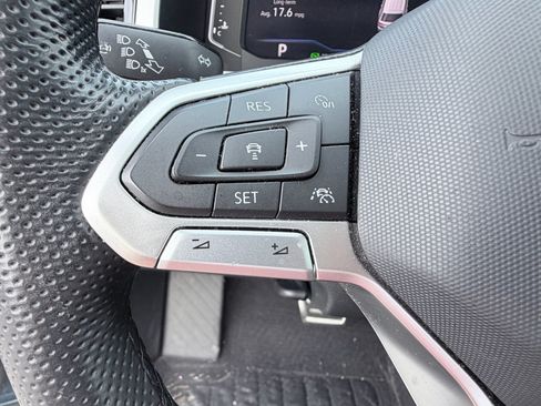 Used 2023 Volkswagen Atlas SEL Premium AWD/4WD image 14