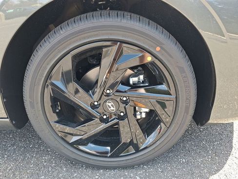 New 2026 Hyundai Elantra SEL Sport Premium FWD image 5