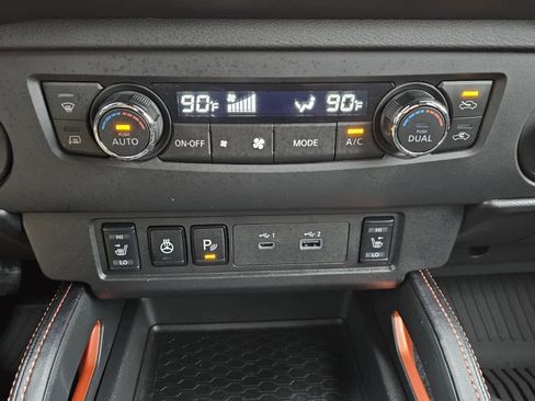 Used 2025 Nissan Frontier Pro-X w/ Pro Convenience Package image 10