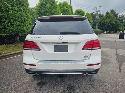 Used 2018 Mercedes-Benz GLE 350 w/ Premium 1 Package image 4