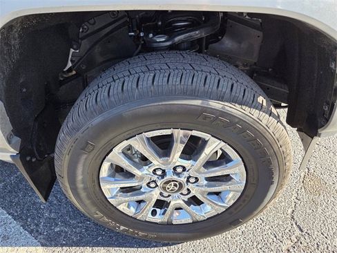 Used 2025 Toyota Tacoma 4x4 Double Cab Hybrid image 20