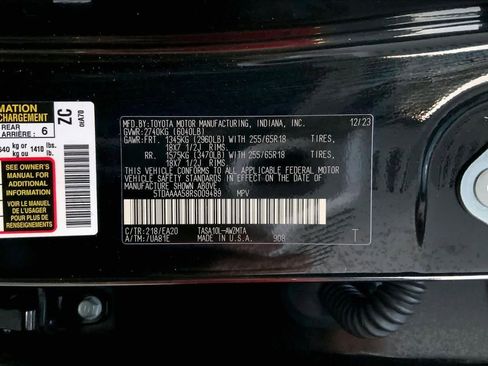 Used 2024 Toyota Grand Highlander XLE image 30