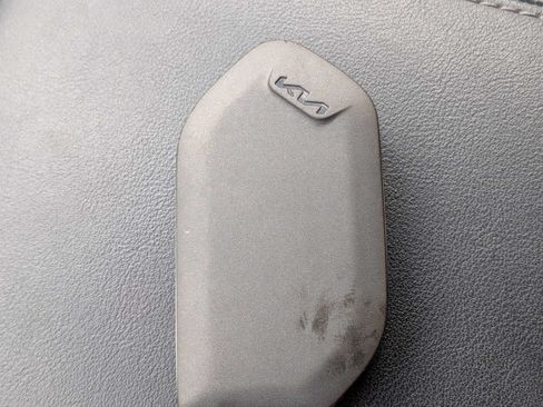 Used 2024 Kia Sorento EX FWD image 41