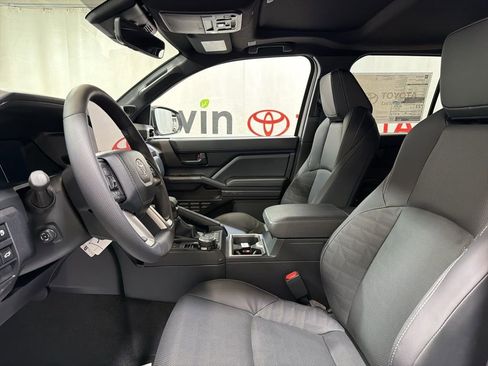 Used 2026 Toyota 4Runner TRD Off-Road Premium AWD/4WD image 21