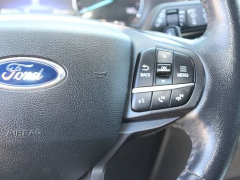 Used 2020 Ford Explorer XLT w/ Equipment Group 202A AWD/4WD image 21
