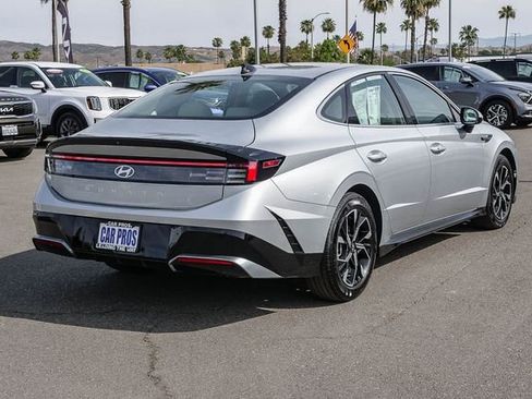 Used 2025 Hyundai Sonata SEL FWD image 9
