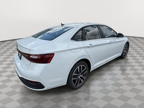 New 2025 Volkswagen Jetta SE image 7