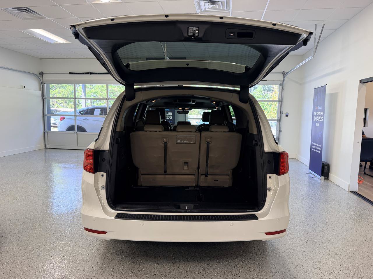 Used 2018 Honda Odyssey Elite image 21