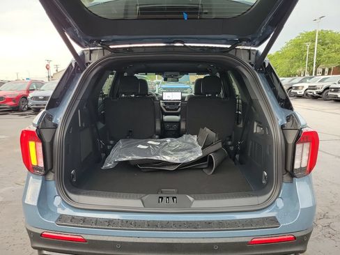 New 2026 Ford Explorer ST w/ Sun And Sound Package AWD/4WD image 10