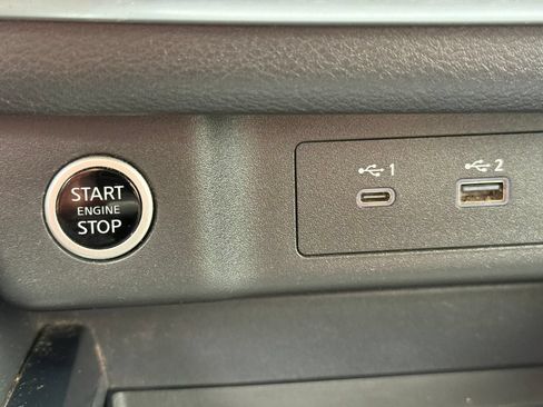 Used 2021 Nissan Rogue SV AWD/4WD image 23