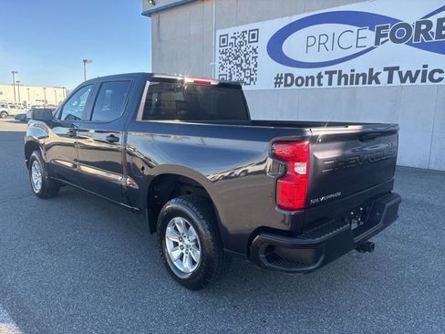 Used 2023 Chevrolet Silverado 1500 W/T w/ WT Value Package image 3