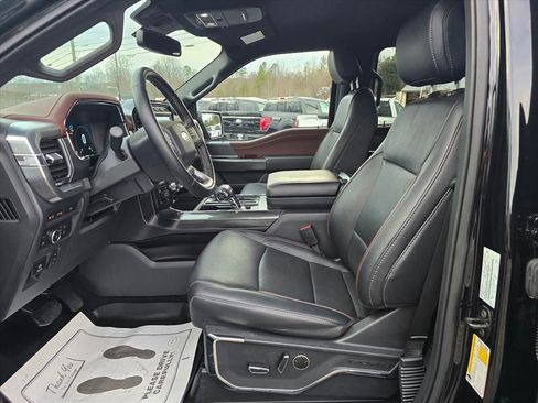 Used 2021 Ford F150 Lariat w/ Max Trailer Tow Package image 11