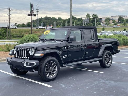 Used 2020 Jeep Gladiator Overland AWD/4WD image 3