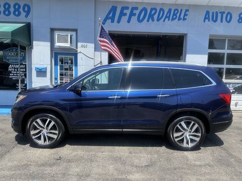 Used 2016 Honda Pilot Touring image 5