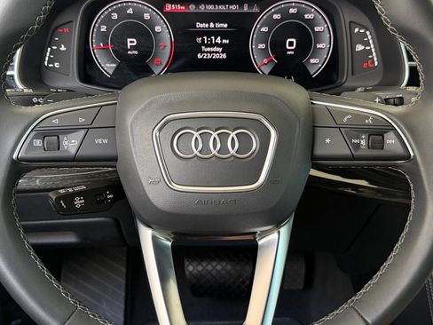 Used 2025 Audi Q7 2.0T Premium Plus w/ Premium Plus Package AWD/4WD image 8