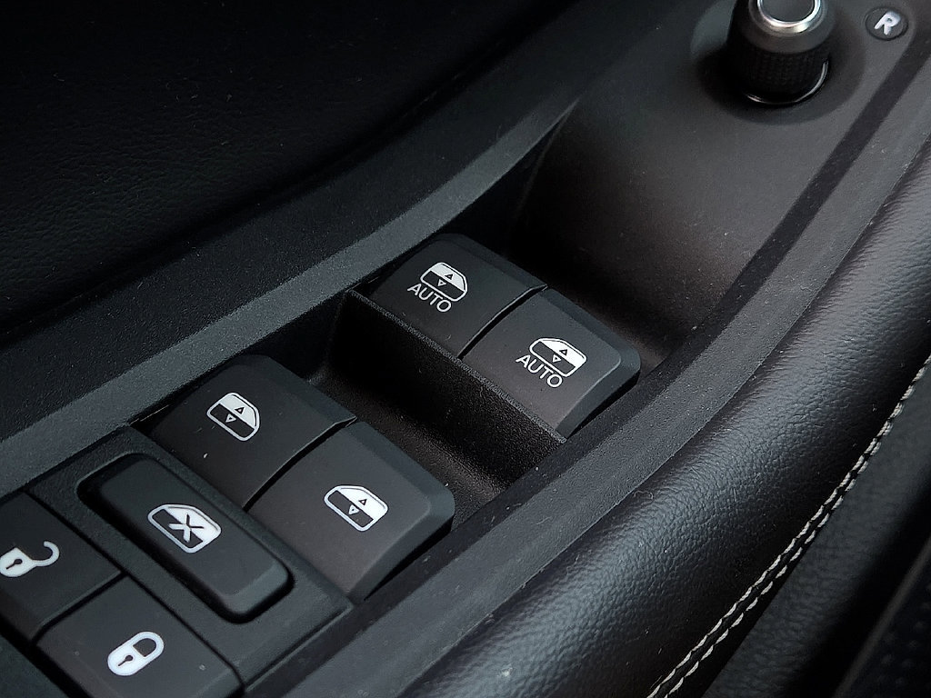 Used 2022 Jeep Grand Cherokee Limited RWD image 17