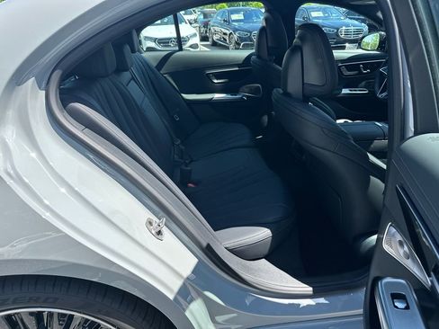 New 2026 Mercedes-Benz E 450 4MATIC Sedan image 17