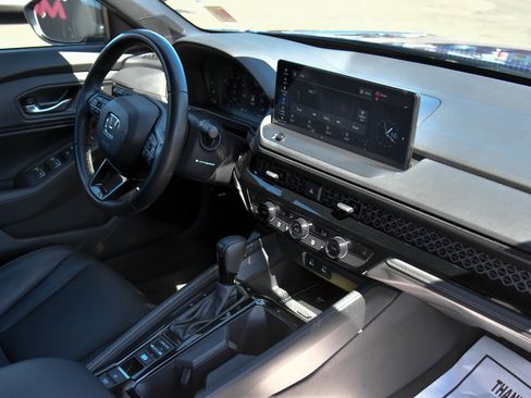 Used 2025 Honda Accord Sport image 44