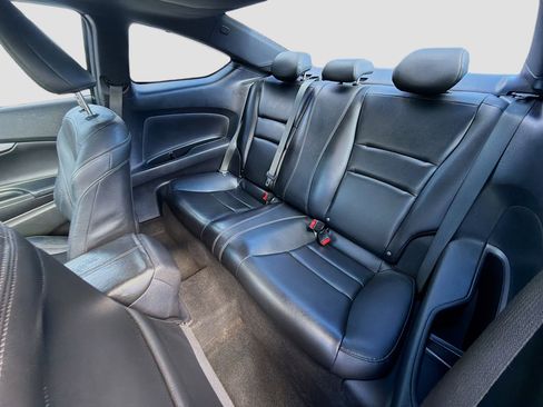 Used 2016 Honda Accord Touring image 19