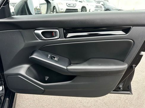 Used 2023 Honda Civic Touring image 19