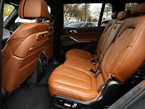 New 2026 BMW X7 xDrive40i w/ M Sport Package image 25