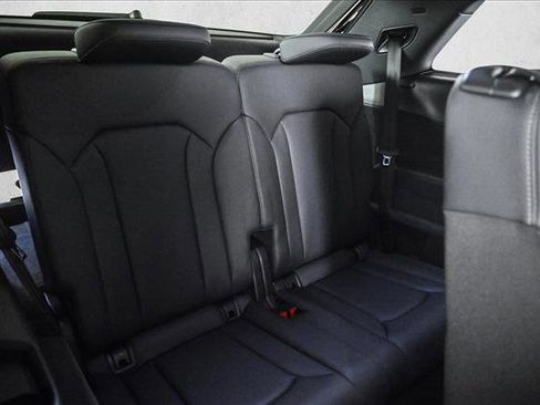 Certified 2025 Audi Q7 3.0T Premium Plus w/ Premium Plus Package image 22