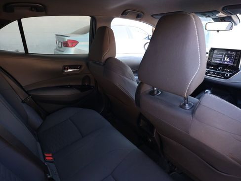 Used 2022 Toyota Corolla SE image 17