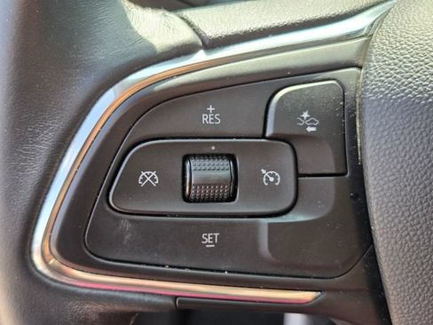 Used 2023 Buick Encore GX Select FWD image 18