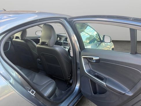 Used 2017 Volvo S60 T5 Dynamic w/ Protection Package AWD/4WD image 17