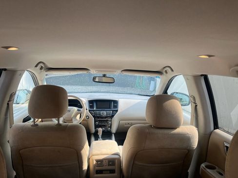 Used 2015 Nissan Pathfinder SV w/ Cargo Package image 23