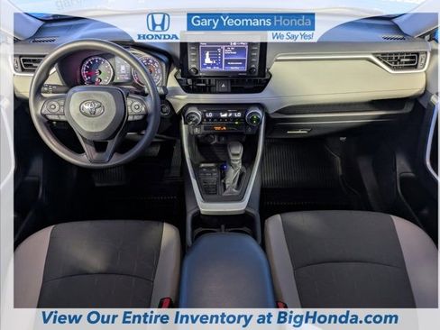 Used 2022 Toyota RAV4 XLE image 14