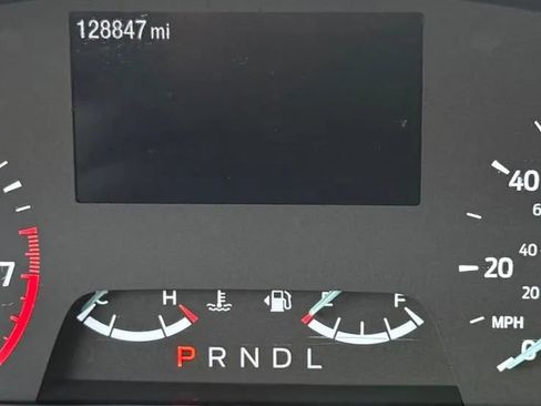Used 2022 Ford Escape SE w/ SE Sport Appearance Package FWD image 11