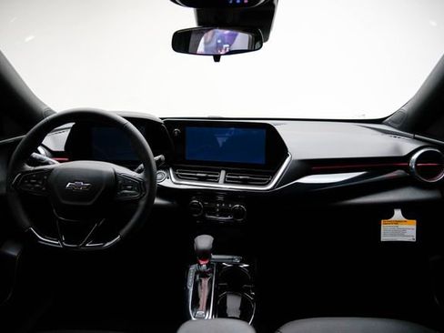 New 2026 Chevrolet Trax RS w/ Sunroof Package FWD image 27
