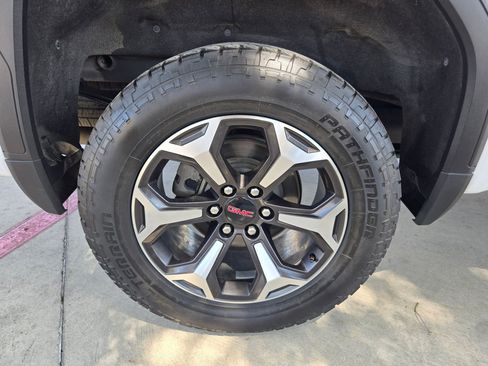 Used 2021 GMC Sierra 1500 AT4 w/ AT4 Value Package AWD/4WD image 26