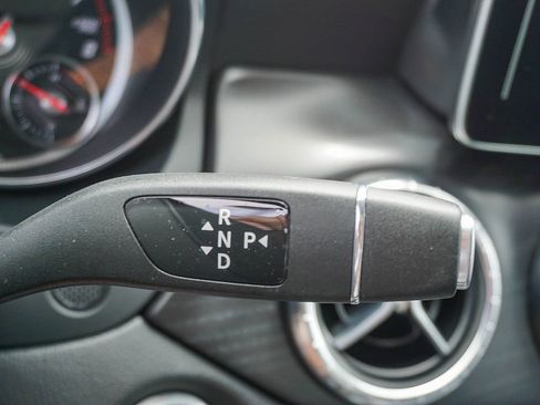Used 2019 Mercedes-Benz CLA 250 4MATIC image 22