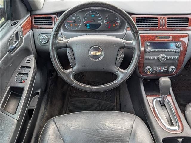 Used 2008 Chevrolet Impala LT w/ Luxury Edition Package FWD image 10