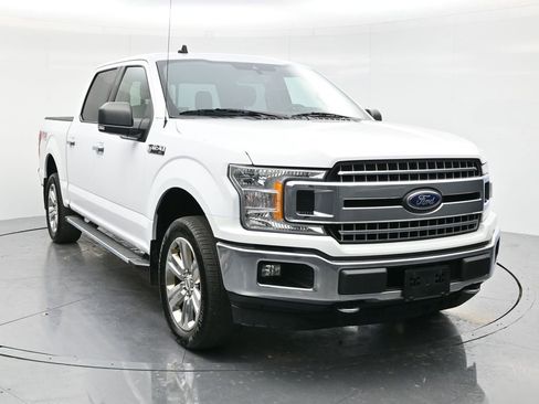 Used 2019 Ford F150 XLT w/ Equipment Group 302A Luxury image 3