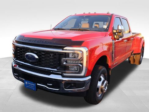 Used 2023 Ford F350 Lariat w/ Lariat Ultimate Package AWD/4WD image 6