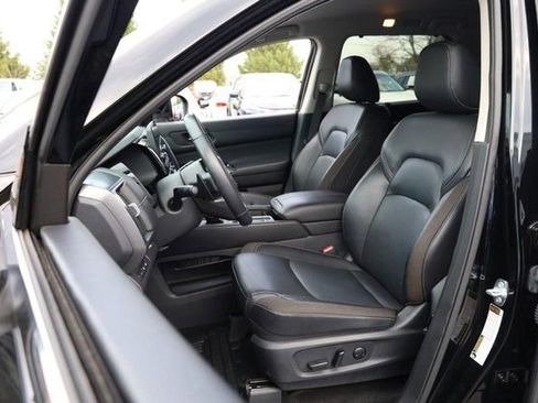 Certified 2024 Nissan Pathfinder SL FWD image 10