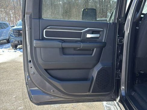 Used 2025 RAM 2500 Big Horn AWD/4WD image 24