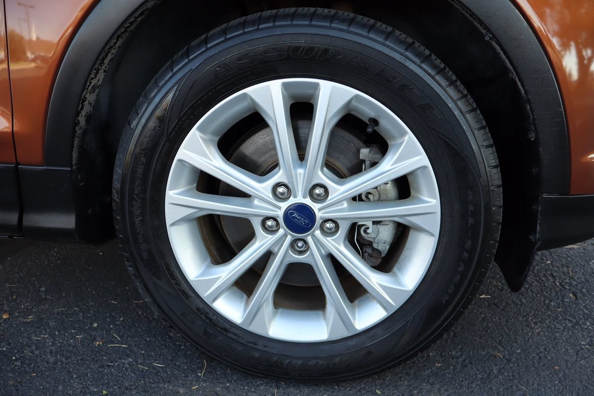Used 2017 Ford Escape SE AWD/4WD image 44