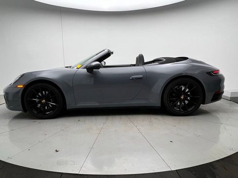 Used 2023 Porsche 911 Carrera image 2