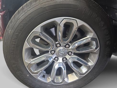 Used 2023 RAM 1500 Laramie AWD/4WD image 34